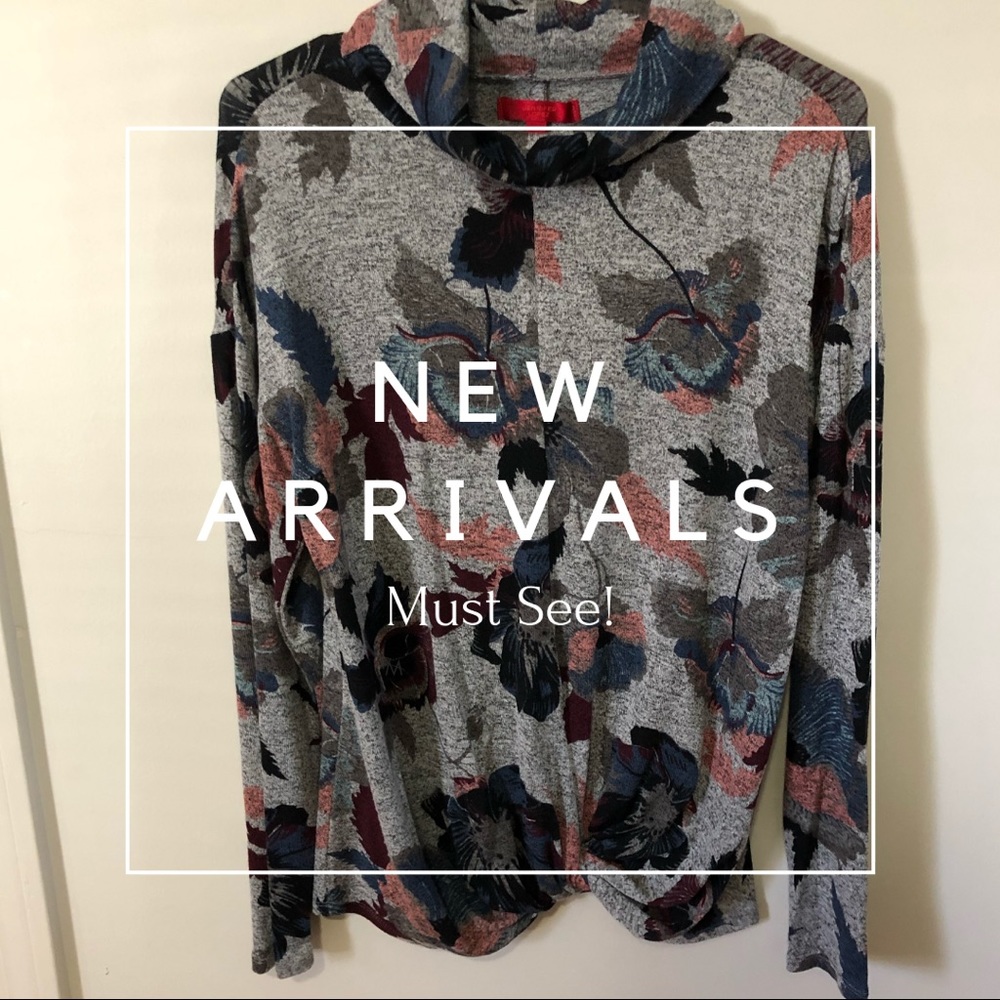 Jennifer Lopez: Women’s Blouse